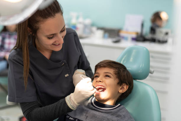 Best Emergency Denture Repair in Holland, TX